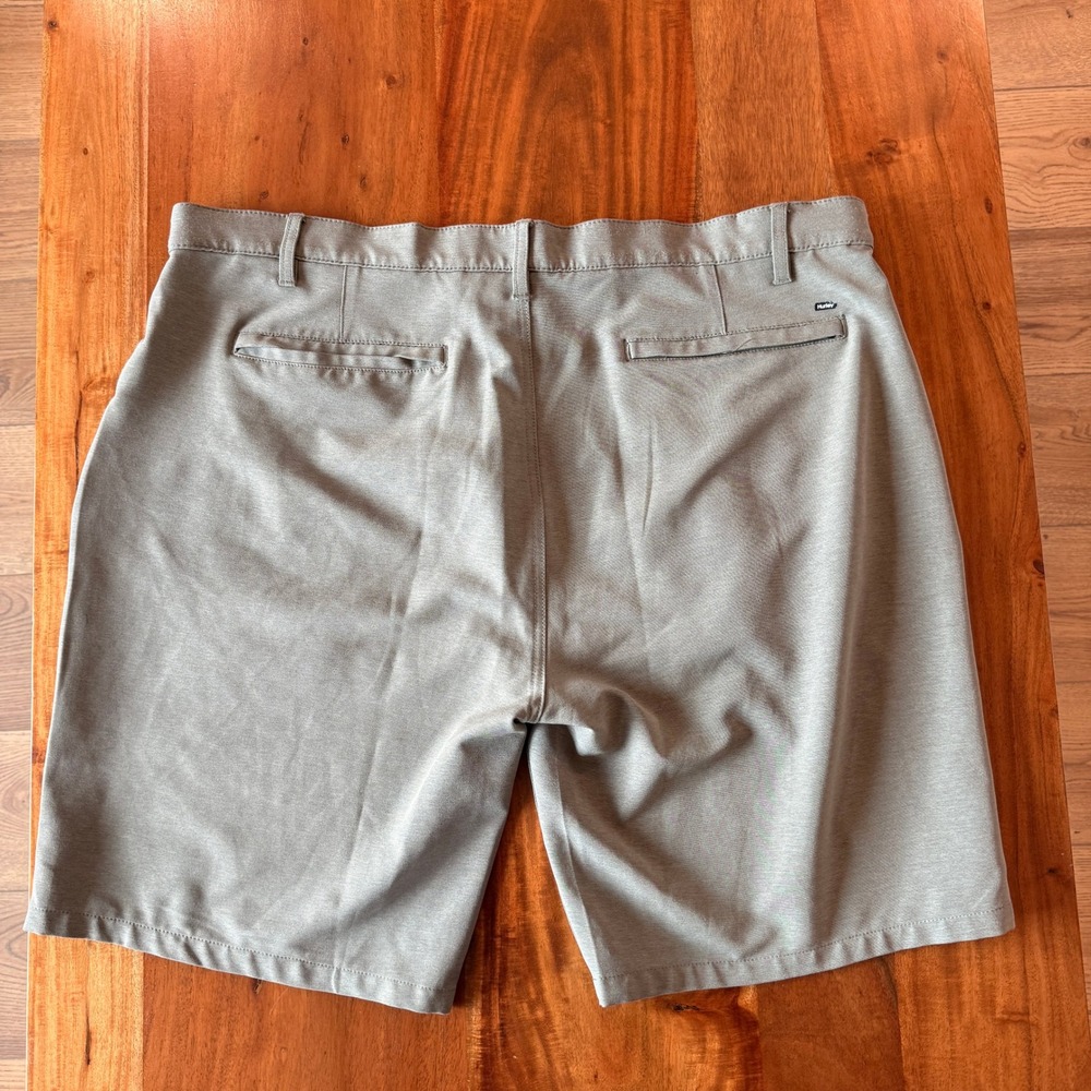 Hurley Mens Green Shorts Size 42 - Picture 4 of 4